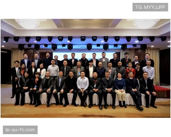 齐达内以卓越领导力凝聚团队，铸就团结典范引领球队持续成功