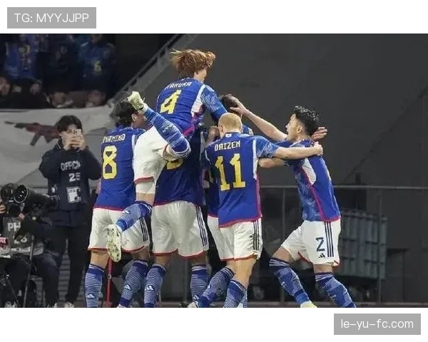 日本国家队世预赛全胜晋级，强势表现彰显团队实力与凝聚力