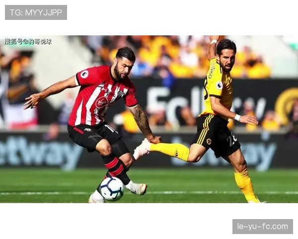 纳伊夫·阿格德助英超球队防线稳固，表现抢眼