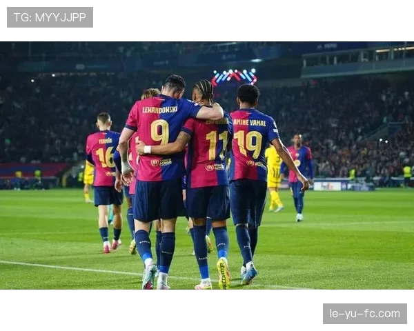 西甲巅峰对决：巴萨皇马势均力敌，世纪之战再掀热潮