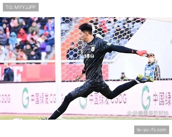 足球球队近期表现稳健，竞争力持续提升