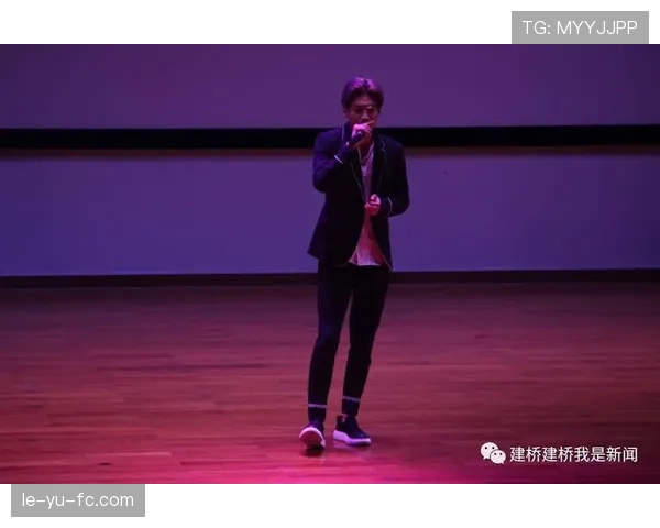 唐佳豪笑得亲切，账单却让人尴尬