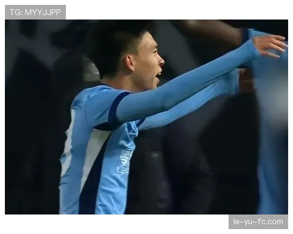 上海申花关键战表现波动，问题在高强度对抗中被放大